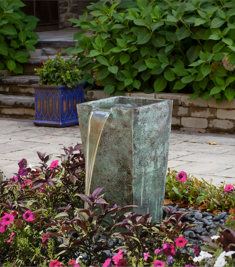 Tapered Square Urn Fountain