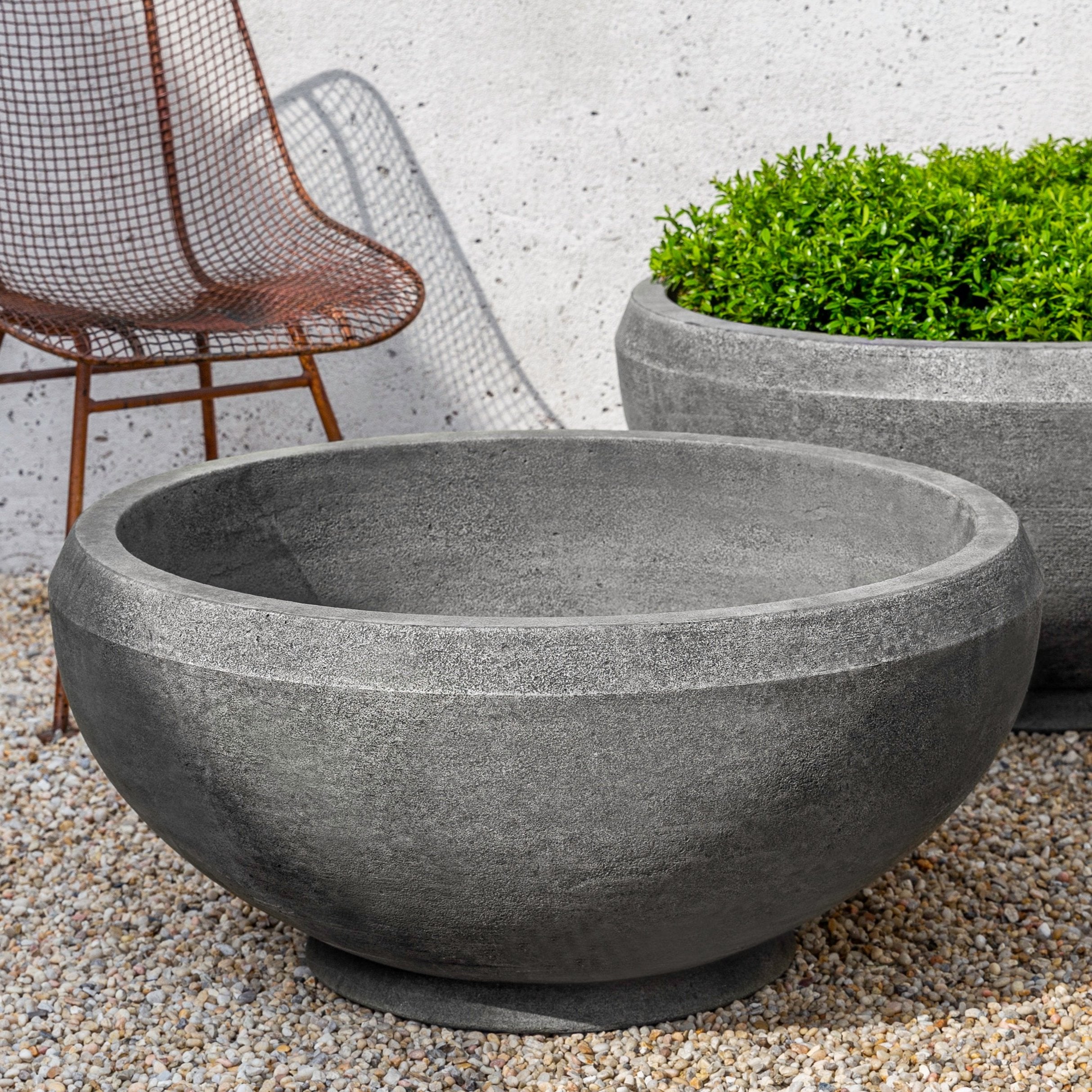 Campania International Urbino Planter, XLG, Aged Limestone